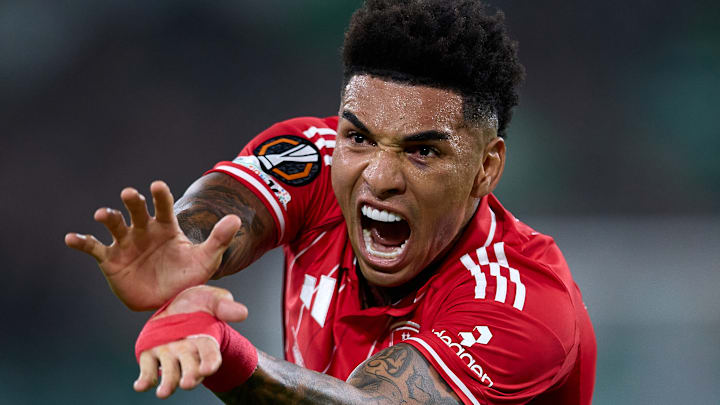 Ex-Botafogo, Igor Jesus soma três gols em três jogos na atual Europa League