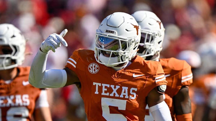 Texas Longhorns defensive back Malik Muhammad (5)