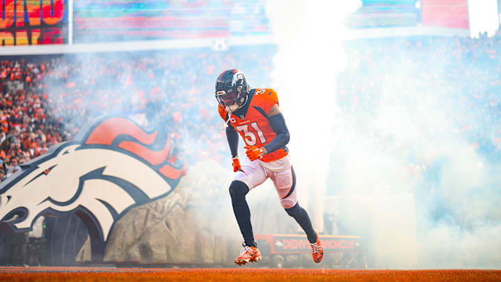 Los Angeles Chargers v Denver Broncos