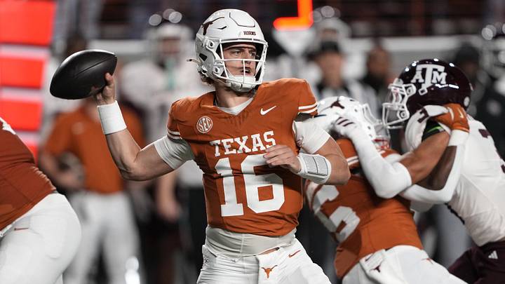 Arch Manning and CJ Carr are the two biggest Heisman favorites. Texas surrounded Manning with key pieces in the offseason. Arch Manning and CJ Carr are the two biggest Heisman favorites. Texas surrounded Manning with key pieces in the offseason.