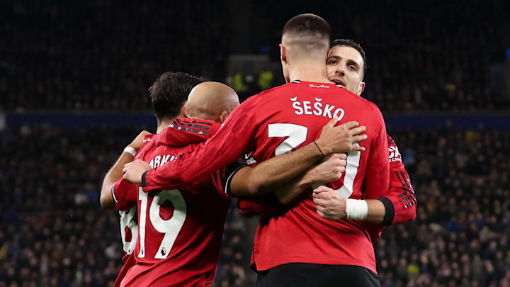 Everton v Manchester United - Premier League Everton v Manchester United - Premier League