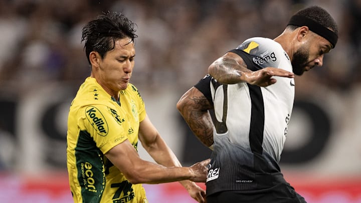 No estadual teve gol do holandês diante do Leão Caipira