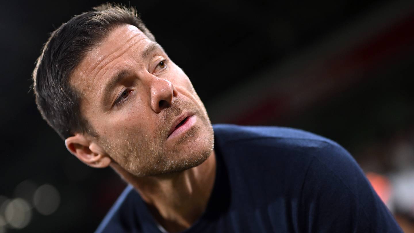 Brentford Leave Xabi Alonso’s Chelsea Wearing the Emperor’s New Clothes