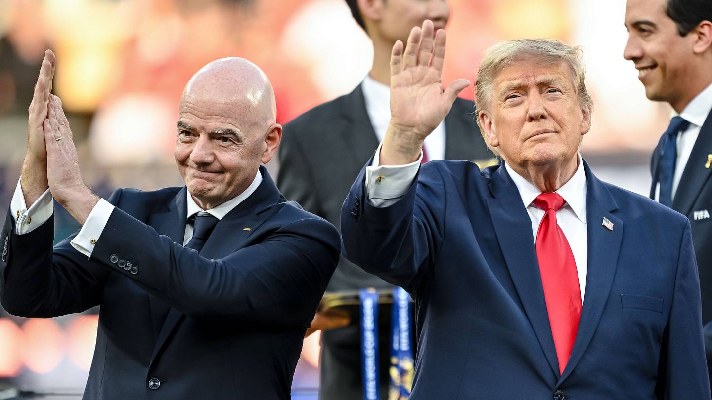 الرئيس ترامب يؤكد متى يريد أن تستضيف الولايات المتحدة كأس العالم مرة أخرى