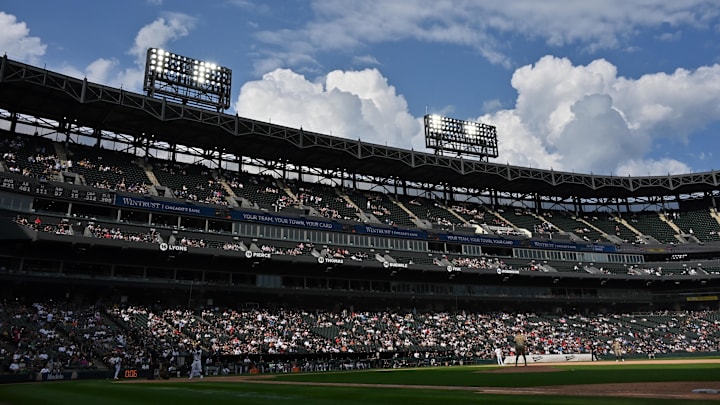 Sep 21, 2025; Chicago, Illinois, USA; A general wide view during the ninth inning during a game betweenn the Chicago White Sox and the San Diego Padres at Rate Field. Mandatory Credit: Patrick Gorski-Imagn Images Sep 21, 2025; Chicago, Illinois, USA; A general wide view during the ninth inning during a game betweenn the Chicago White Sox and the San Diego Padres at Rate Field. Mandatory Credit: Patrick Gorski-Imagn Images