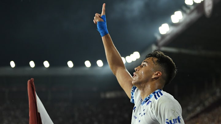 Atacante fez gol decisivo na semana passada