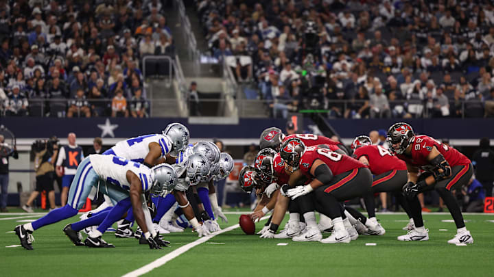 Tampa Bay Buccaneers v Dallas Cowboys
