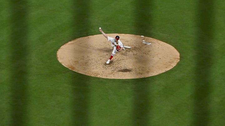 Aug 10, 2025; St. Louis, Missouri, USA;  St. Louis Cardinals starting pitcher Sonny Gray (54) pitches against the Chicago Cubs during the fourth inning at Busch Stadium. Mandatory Credit: Jeff Curry-Imagn Images