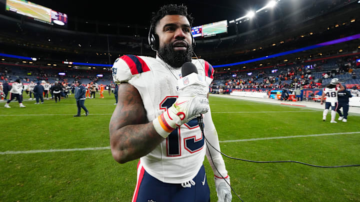 The Patriots reportedly haven't had any talks with free agent RB Ezekiel Elliott. 