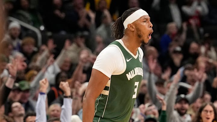 Golden State Warriors v Milwaukee Bucks