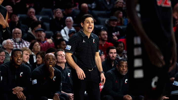 Cincinnati Bearcats head coach Wes Miller coaches in the second half of the NCAA basketball game at Fifth Third Arena in Cincinnati on Jan. 28, 2026.