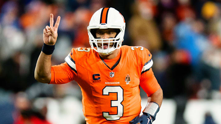 New England Patriots v Denver Broncos