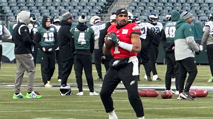 Jalen Hurts returned to practice after missing two weeks with a concussion and is trending toward playing against the Green Bay Packers on wildcard weekend.