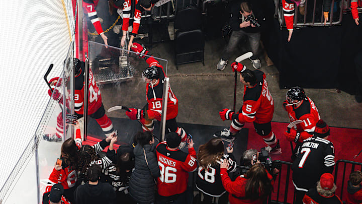 Carolina Hurricanes v New Jersey Devils