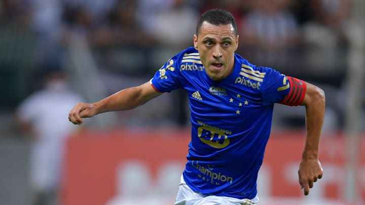 Romulo segue como um dos principais nomes do elenco cruzeirense