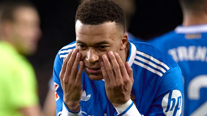 Valencia CF v Real Madrid CF - LaLiga EA Sports