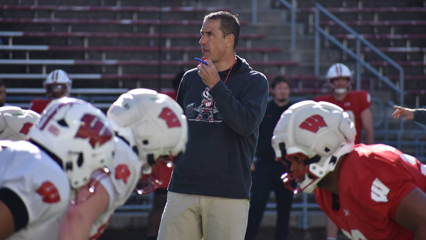 Wisconsin Football to Host Public Practice in the Heat of Fall Camp