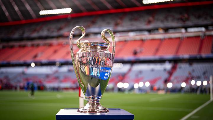 Die Trophäe der UEFA Champions League 