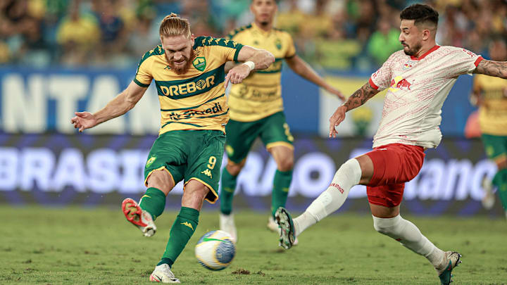 Isidro Pitta já marcou sete gols no Brasileirão, mas vive jejum de gols que persiste desde o final de agosto