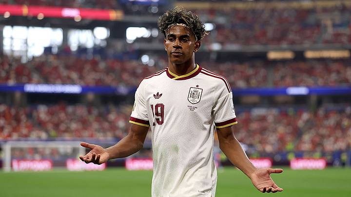 Lamine Yamal y Kevin De Bruyne protagonizan la previa del partido entre España y Bélgica. Lamine Yamal y Kevin De Bruyne protagonizan la previa del partido entre España y Bélgica.