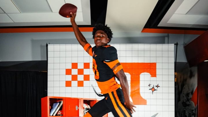 Travis Smith Jr. on official visit to Tennessee