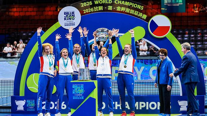 La selección de la República Checa presume la corona de la Billie Jean King Cup 2026 tras vencer a Ucrania en Shenzhen, China La selección de la República Checa presume la corona de la Billie Jean King Cup 2026 tras vencer a Ucrania en Shenzhen, China