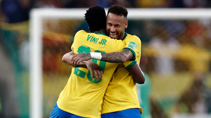 Neymar fez um dos gols e seleção goleou os chilenos