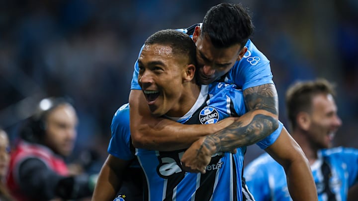 Carlos Vinicius Carlos Vinicius