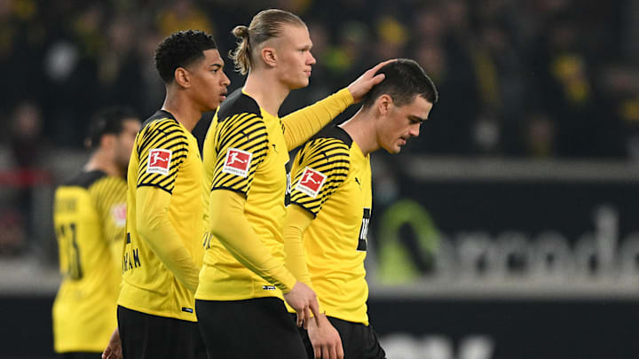 Gio Reyna exited the pitch after 77 seconds when picking up a muscle injury. 