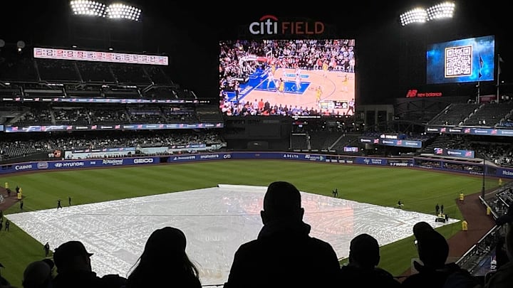 Citi Field in a rain delay