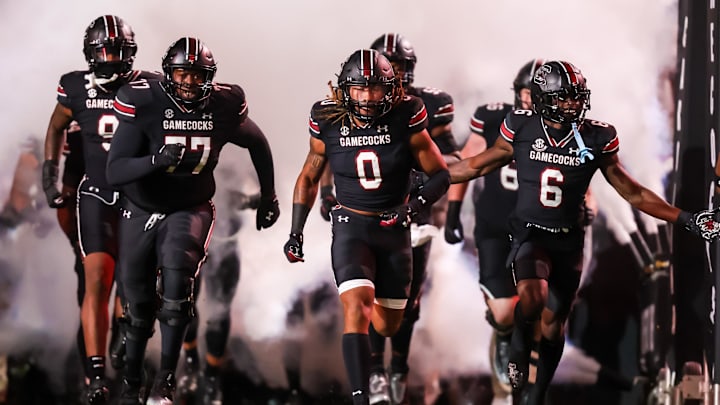 South Carolina football players entering during 2001 last season