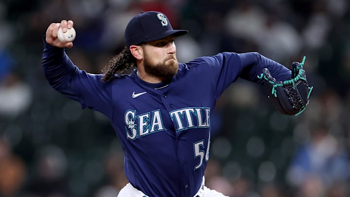Seattle Mariners pitcher Penn Murfee