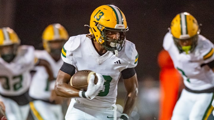 Bulldogs Braylon Calais 13 as the Opelousas High Tigers take on the Cecilia Bulldogs. Friday, Oct. 25, 2024.