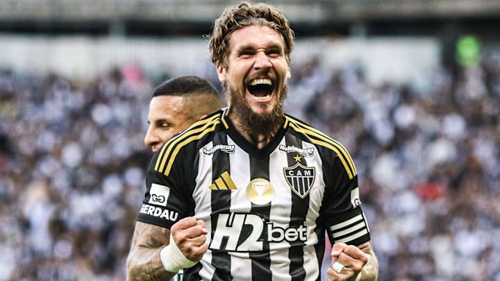 Lyanco marcou dois gols do Galo na partida