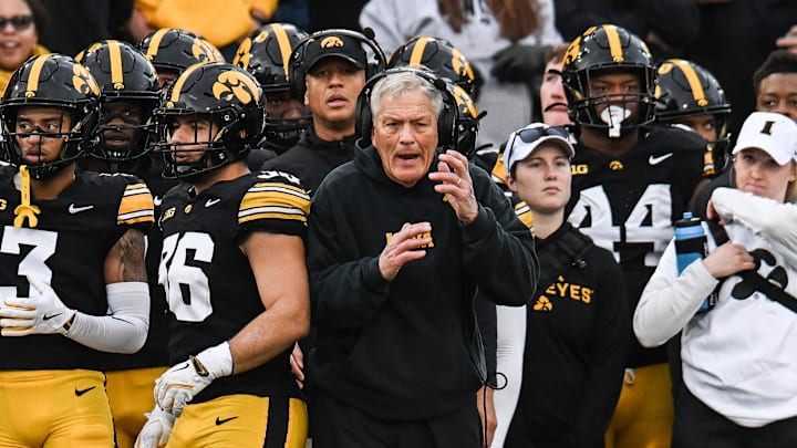Iowa Hawkeyes head coach Kirk Ferentz
