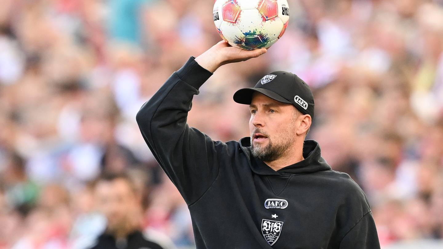 Vor Spitzenspiel: Hoeneß adelt VfB-Neuzugang