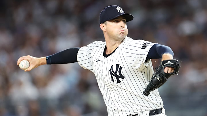 Cincinnati Reds v New York Yankees