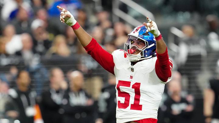 Dec 28, 2025; Paradise, Nevada, USA; New York Giants outside linebacker Abdul Carter (51) reacts in the second quarter against the Las Vegas Raiders at Allegiant Stadium. Mandatory Credit: Stephen R. Sylvanie-Imagn Images Dec 28, 2025; Paradise, Nevada, USA; New York Giants outside linebacker Abdul Carter (51) reacts in the second quarter against the Las Vegas Raiders at Allegiant Stadium. Mandatory Credit: Stephen R. Sylvanie-Imagn Images