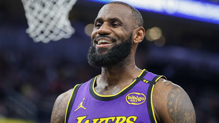 Los Angeles Lakers v Indiana Pacers