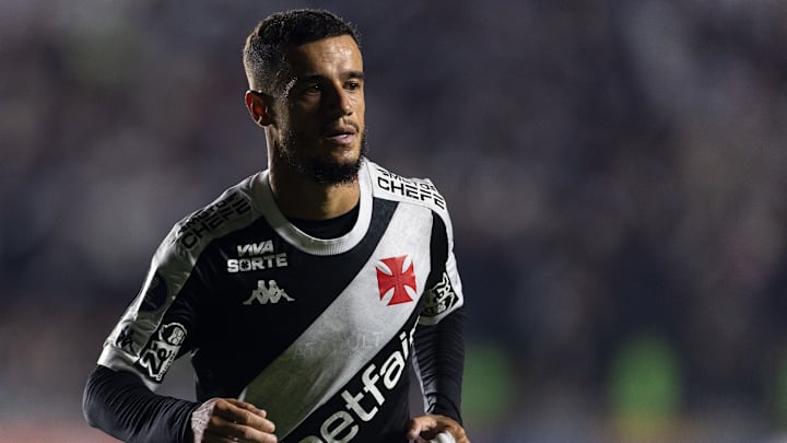 Coutinho desfalca o Vasco pela 11ª vez desde o retorno ao clube