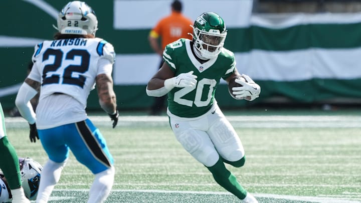 Breece Hall was not traded at the deadline despite the Jets holding a fire sale. 