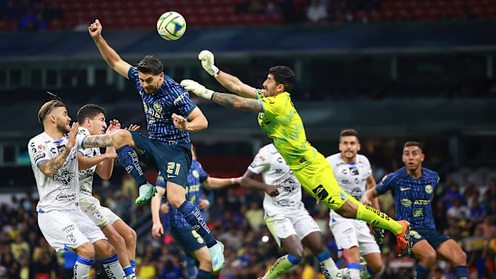 América y Querétaro en un partido.