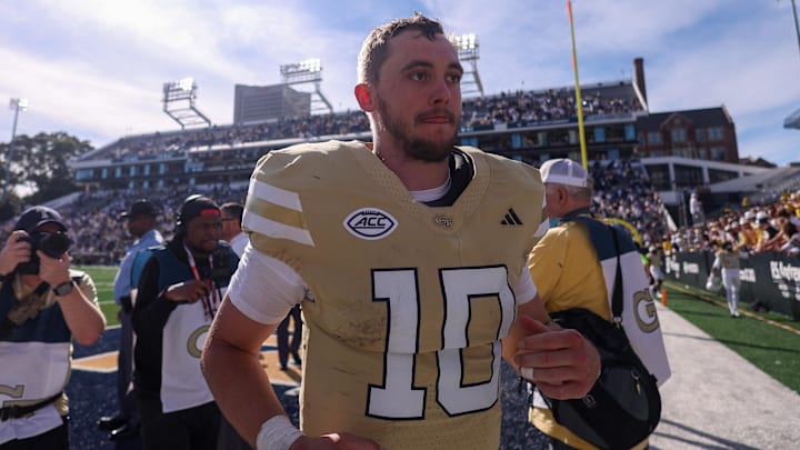 Haynes King and Georgia Tech are favored against Pittsburgh on Saturday.