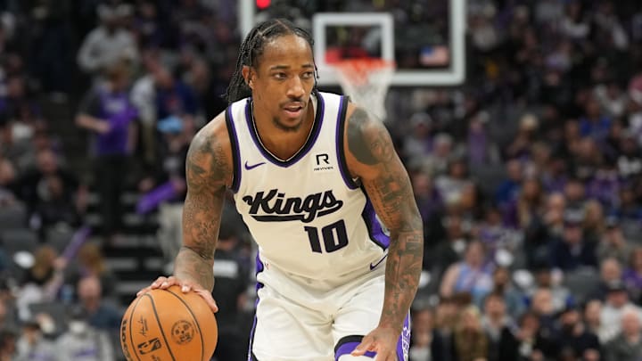 Dec 30, 2024; Sacramento, California, USA; Sacramento Kings forward DeMar DeRozan (10) dribbles against the Dallas Mavericks during the third quarter at Golden 1 Center. Mandatory Credit: Darren Yamashita-Imagn Images Dec 30, 2024; Sacramento, California, USA; Sacramento Kings forward DeMar DeRozan (10) dribbles against the Dallas Mavericks during the third quarter at Golden 1 Center. Mandatory Credit: Darren Yamashita-Imagn Images