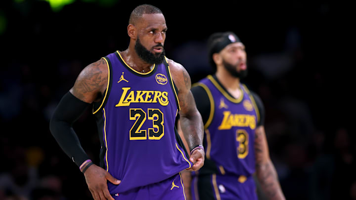 LeBron James y Anthony Davis siguen siendo las máximas estrellas de los Lakers