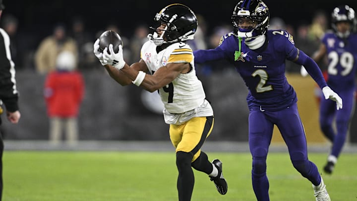 Dec 21, 2024; Baltimore, Maryland, USA; Pittsburgh Steelers wide receiver Calvin Austin III (19) catches a pass along the sideline in front of Baltimore Ravens cornerback Nate Wiggins (2) during the second half at M&T Bank Stadium. Mandatory Credit: Tommy Gilligan-Imagn Images Dec 21, 2024; Baltimore, Maryland, USA; Pittsburgh Steelers wide receiver Calvin Austin III (19) catches a pass along the sideline in front of Baltimore Ravens cornerback Nate Wiggins (2) during the second half at M&T Bank Stadium. Mandatory Credit: Tommy Gilligan-Imagn Images