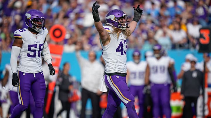 Minnesota Vikings linebacker Andrew Van Ginkel (43) celebrates his sack of Tennessee Titans quarterback Will Levis (8) during the second quarter at Nissan Stadium in Nashville, Tenn., Sunday, Nov. 17, 2024. Minnesota Vikings linebacker Andrew Van Ginkel (43) celebrates his sack of Tennessee Titans quarterback Will Levis (8) during the second quarter at Nissan Stadium in Nashville, Tenn., Sunday, Nov. 17, 2024.