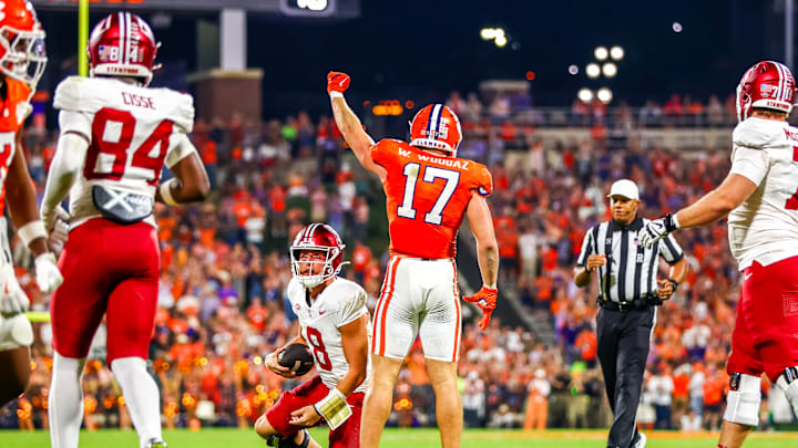 Wade Woodaz celebrates after stop in Stanford v Clemson game