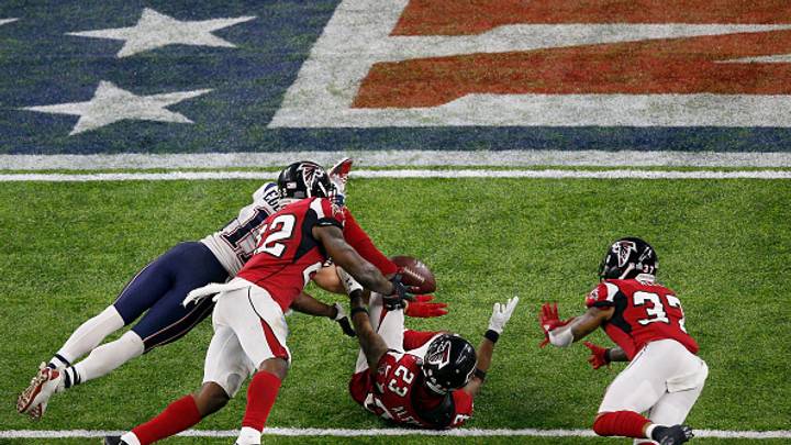 La mítica atrapad de Julian Edelman ante Atlanta. La mítica atrapad de Julian Edelman ante Atlanta.