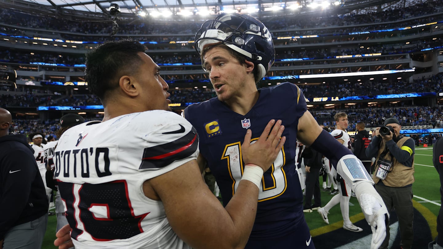 Chargers Defender Says Justin Herbert is an Underrated Trash Talker